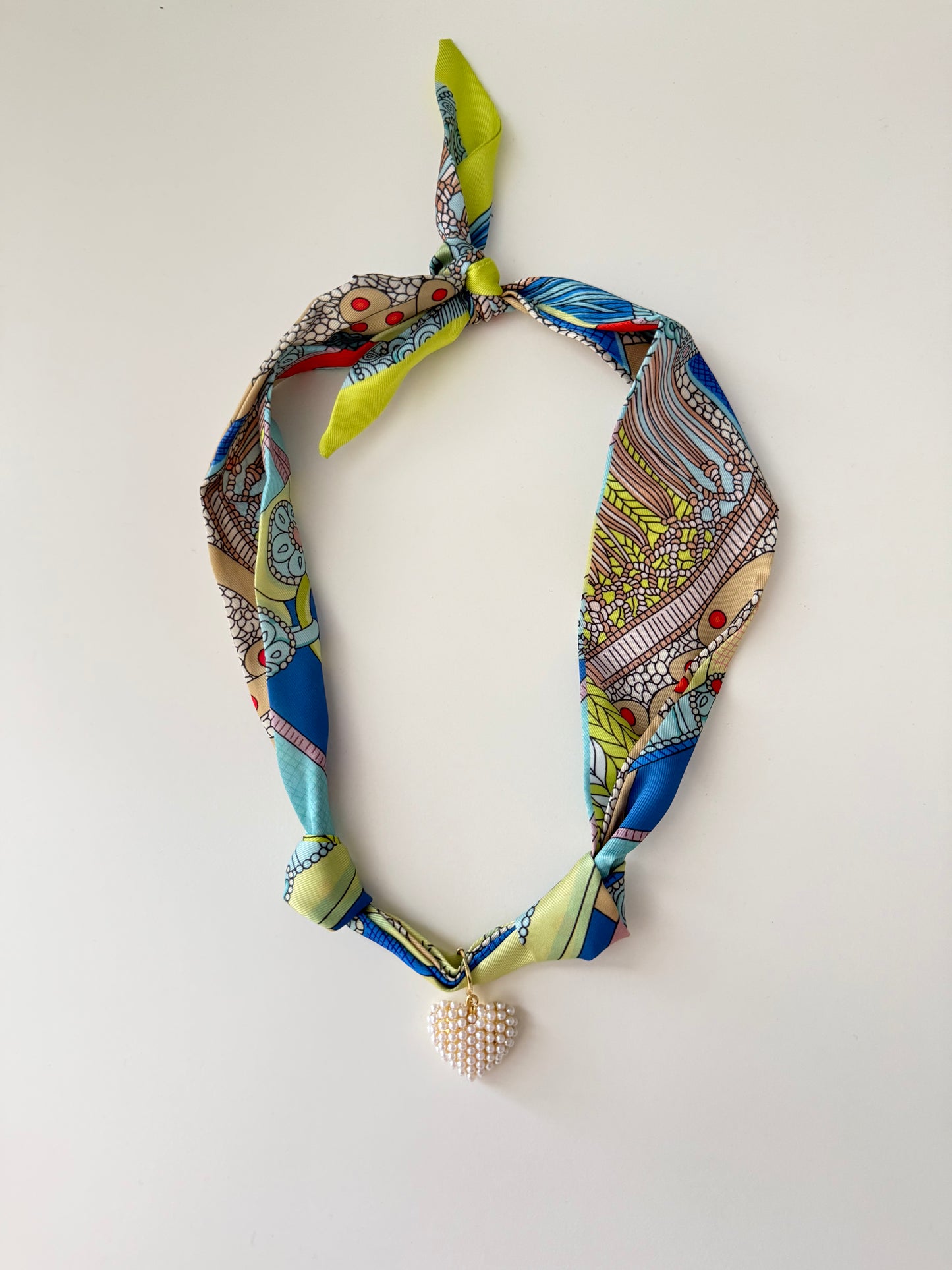 Green Gold Heart Scarf Necklace